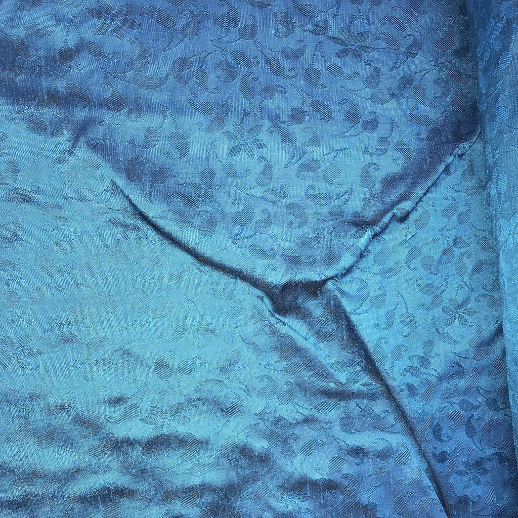 Simple Floral Pattern Silk Jacquard