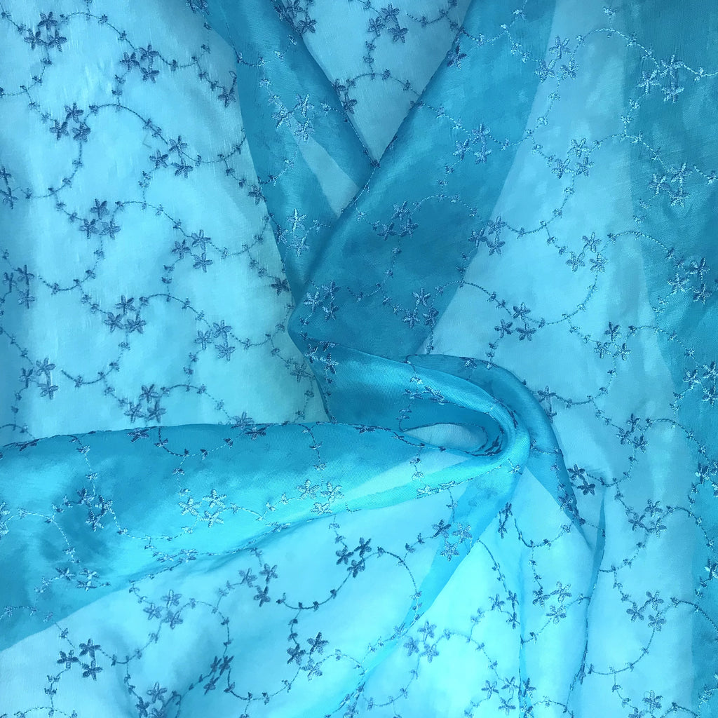 Small, Wavy, Connected Flower Pattern Silk Organza Embroidery